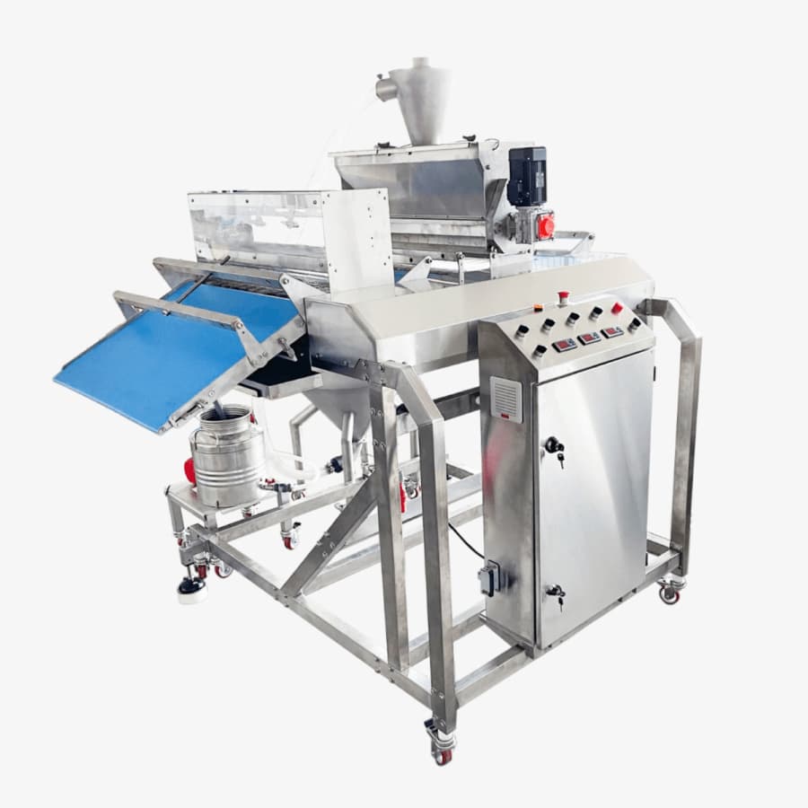 J. Gottlieb's coating and spraying machines, designed for bakeries and confectioneries, offer precise solutions for spreading liquids and seeds on dough products. The SD machine for uniform and clean coating and the CS machine for spreading a variety of ingredients such as sugar, salt, seeds, nuts and more.  